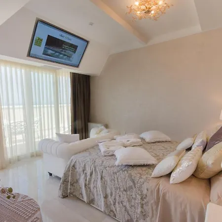 Hotel Cervia ホテル