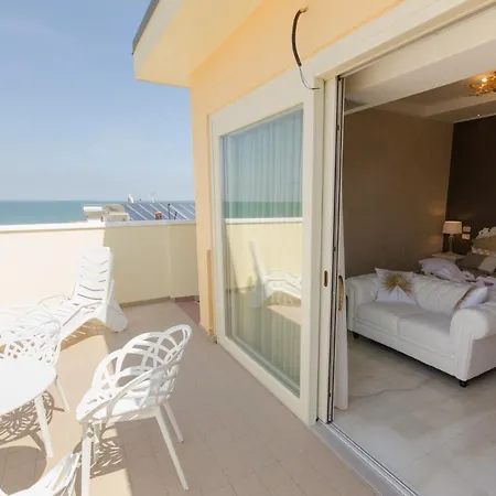 ホテル Hotel Cervia チェルヴィア