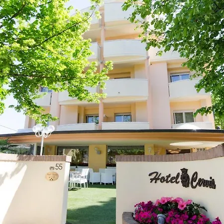 ホテル Hotel Cervia 3*