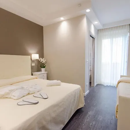 Hotel Cervia ホテル チェルヴィア